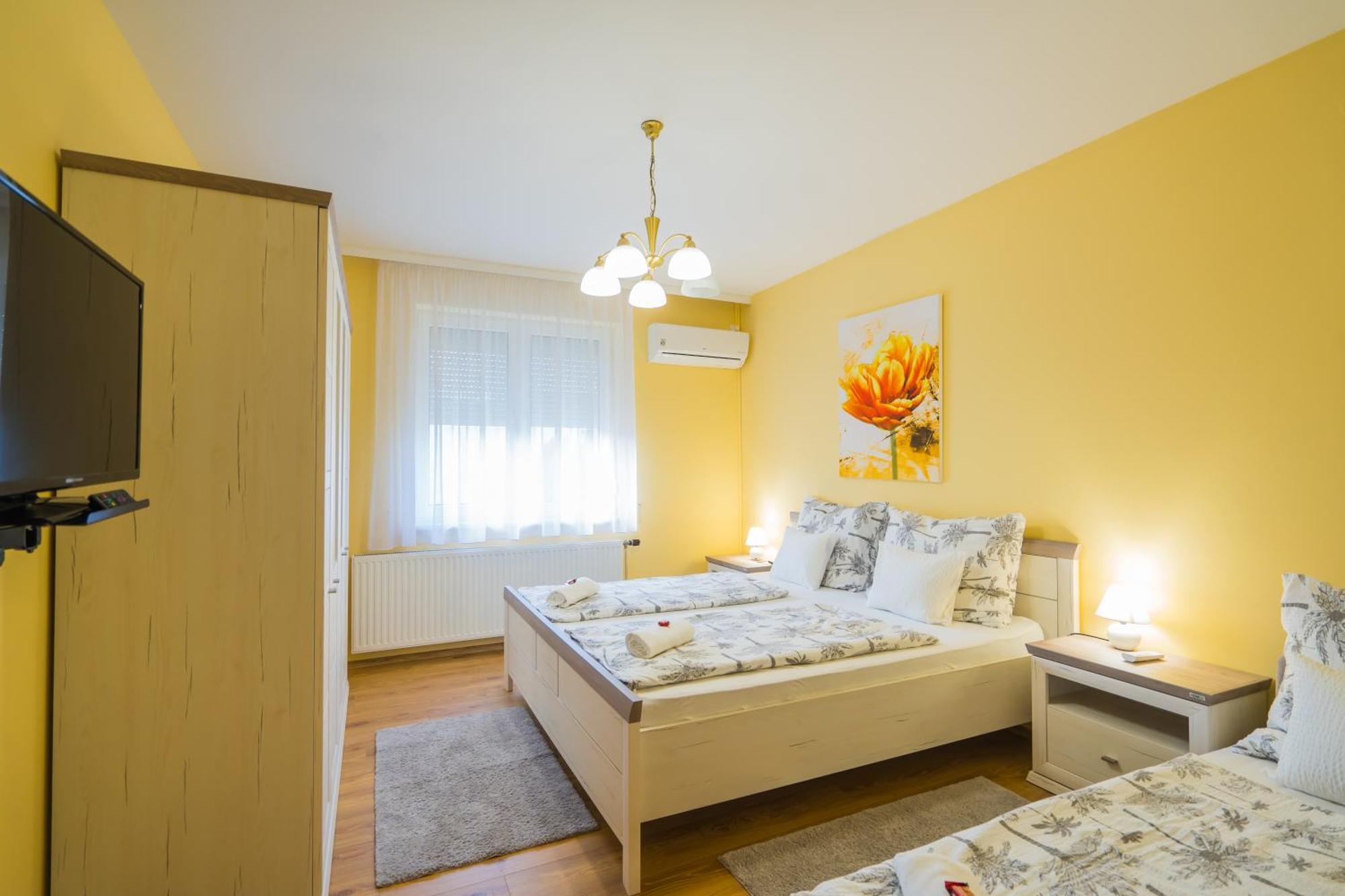 Korponyi Villa 希欧福克 外观 照片