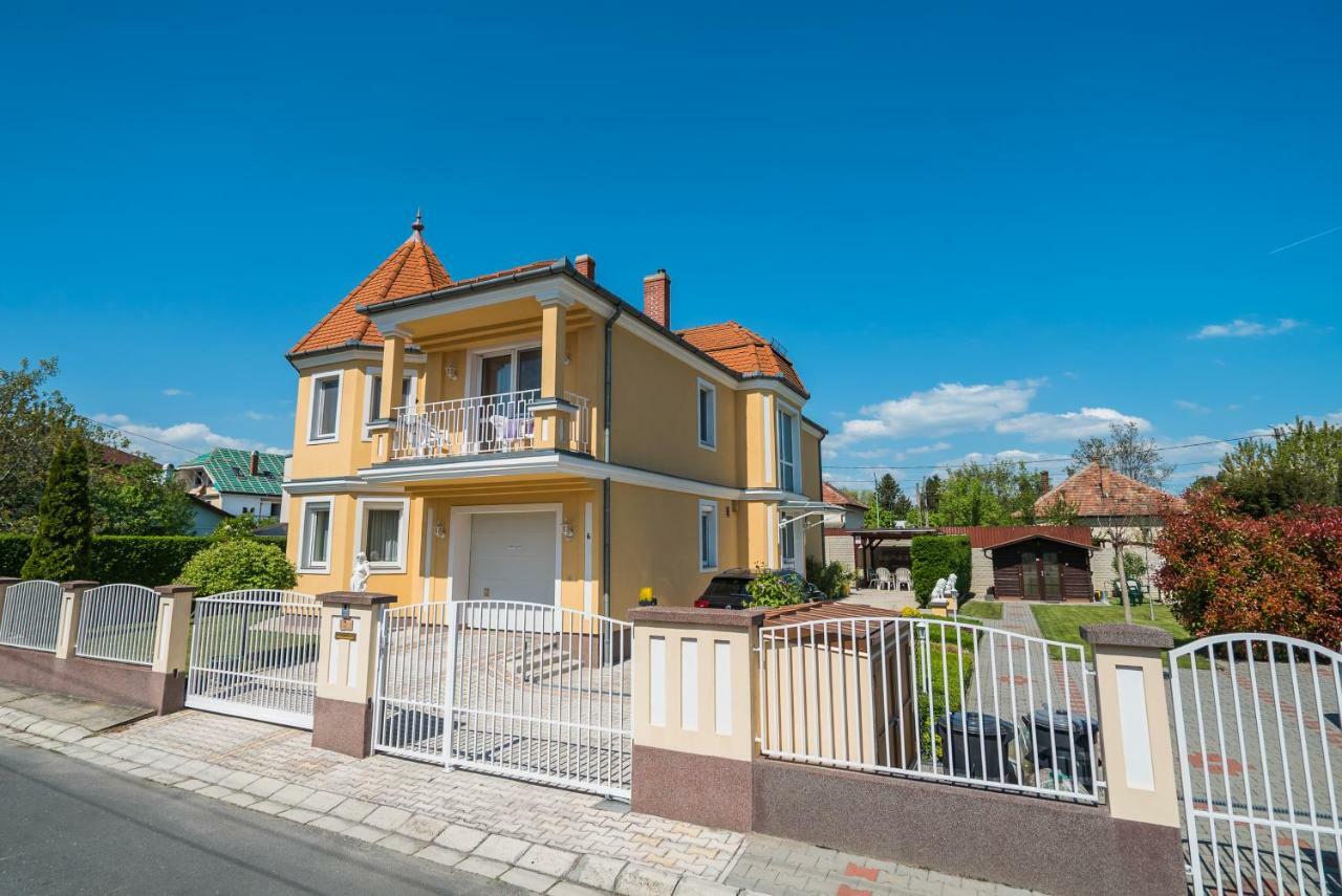Korponyi Villa 希欧福克 外观 照片